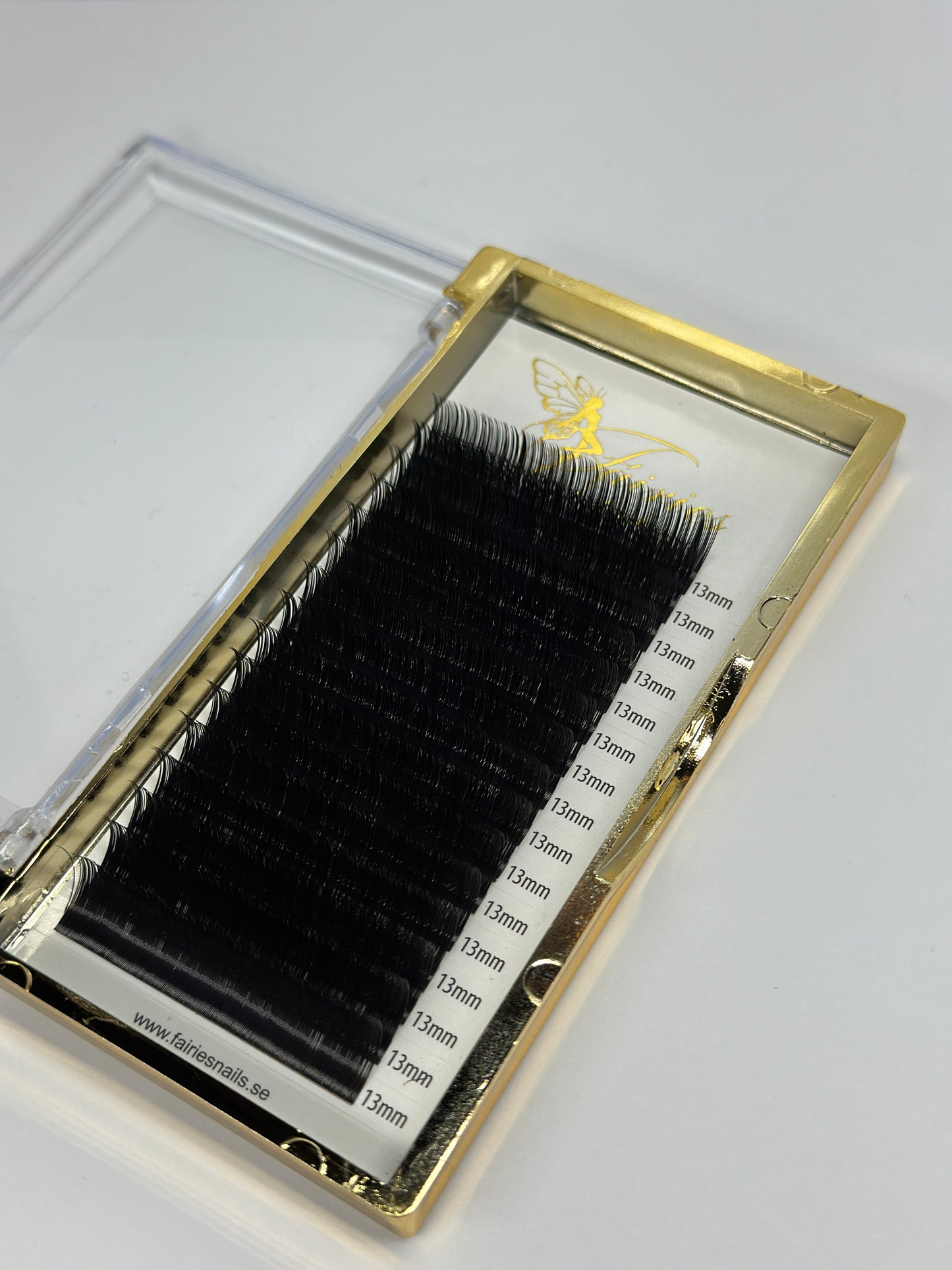 0.15 Classic lashes